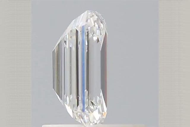 IGI | 0.9ct | Emerald | F | VS1 | Excellent