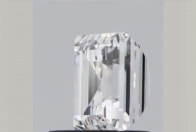 0.95ct | Radiant | E | VVS1 | Ideal