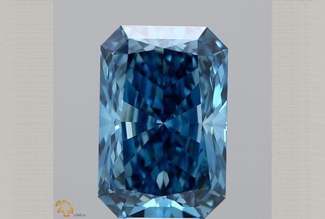 IGI | 6.17ct | Radiant | FANCY | VS1 | Very Good