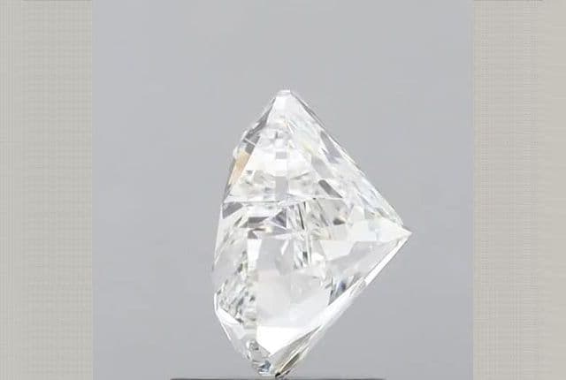 1.86ct | Heart | F | VVS2 | Very Good