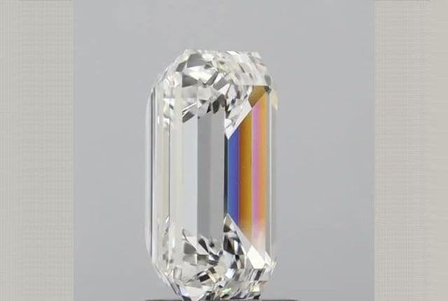 IGI | 2.22ct | Emerald | G | VS1 | Very Good