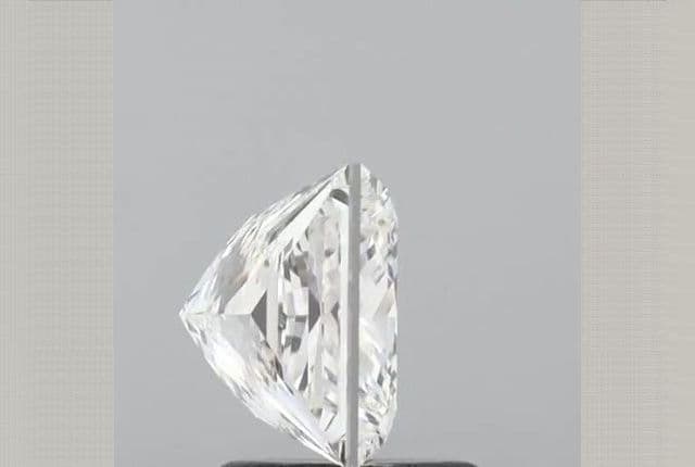 1.81ct | Princess | F | VS1 | Very Good