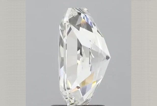IGI | 2.67ct | Radiant | F | VVS2 | Very Good