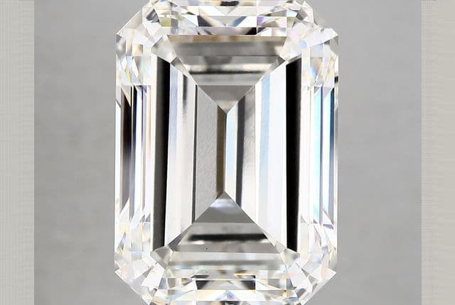 IGI | 15ct | Emerald | G | VS1 | Excellent