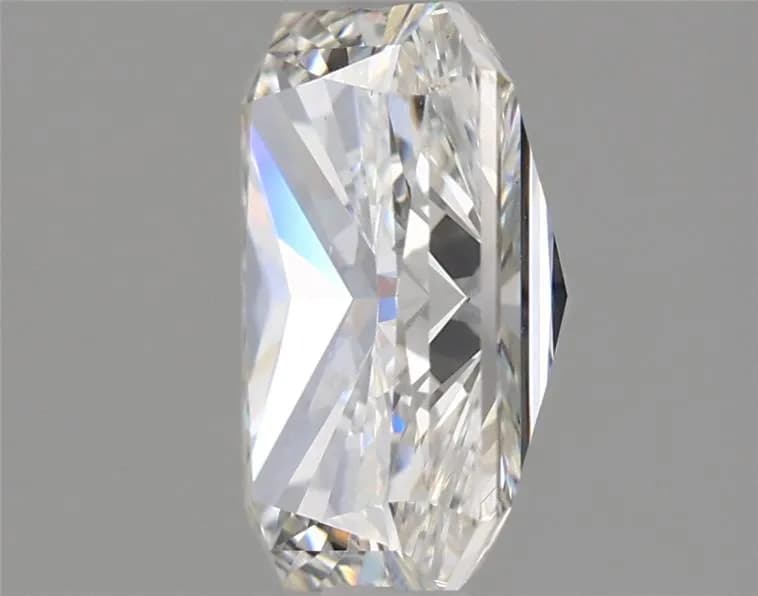 IGI | 2.22ct | Radiant | F | VS2 | Very Good