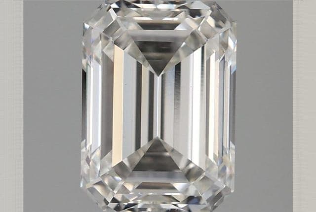 IGI | 2.27ct | Emerald | G | VS1 | Very Good