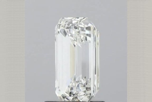 IGI | 1.81ct | Emerald | G | VS1 | Very Good