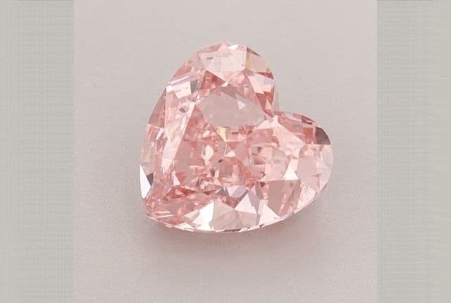 IGI | 1.31ct | Heart | FANCY | VVS2 | Good