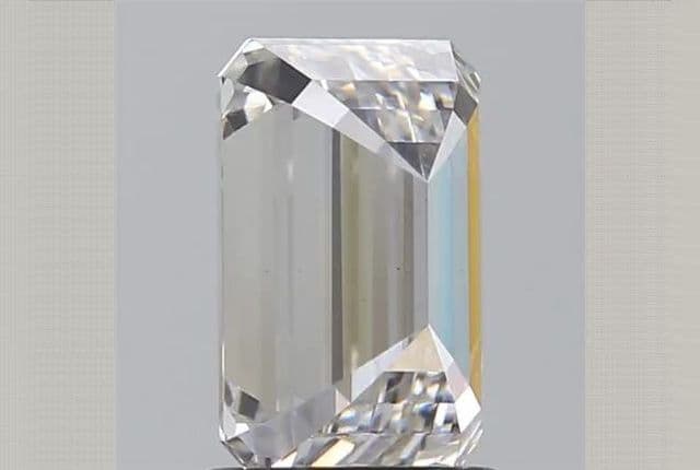 1.8ct | Emerald | G | VS1 | Excellent