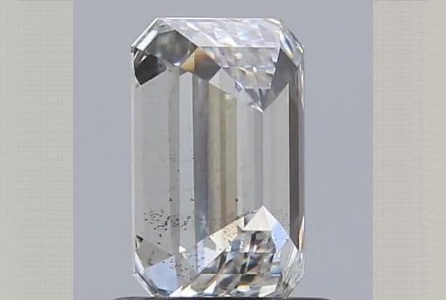 1.01ct | Emerald | E | SI1 | Ideal