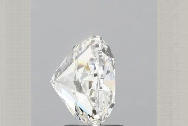 3.02ct | Cushion | G | VVS2 | Very Good