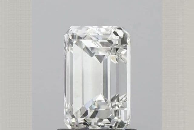 1.71ct | Emerald | G | VS1 | Very Good