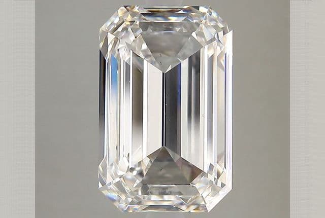 5.69ct | Emerald | E | VS1 | Excellent