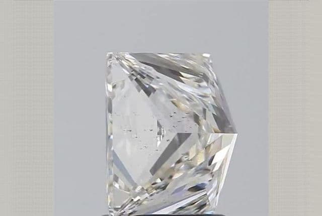 IGI | 2.4ct | Princess | G | VS2 | Excellent