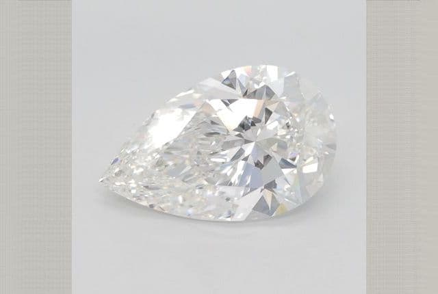 IGI | 4.1ct | Pear | F | VVS1 | Ideal