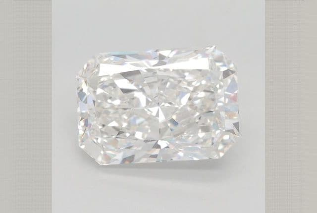 4.7ct | Radiant | F | IF | Ideal