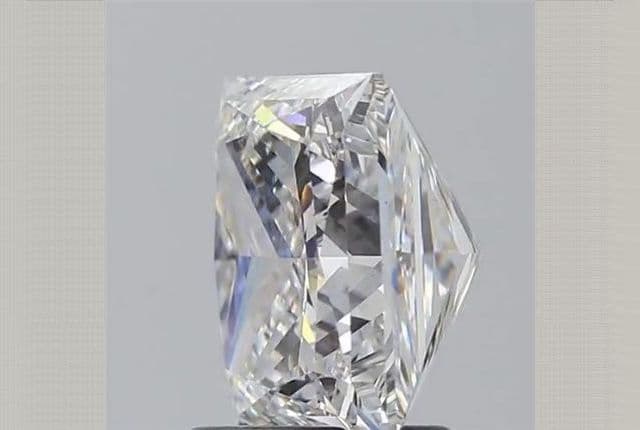 IGI | 2.7ct | Princess | F | VS1 | Excellent