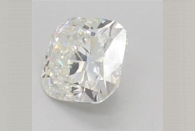 3.05ct | Cushion | G | VS1 | Excellent
