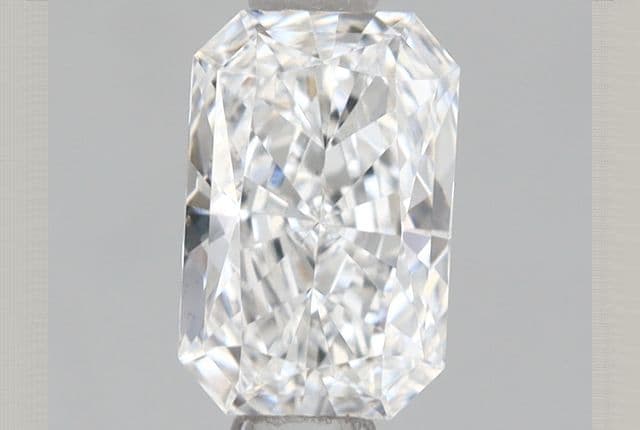 IGI | 0.64ct | Radiant | E | VS1 | Excellent