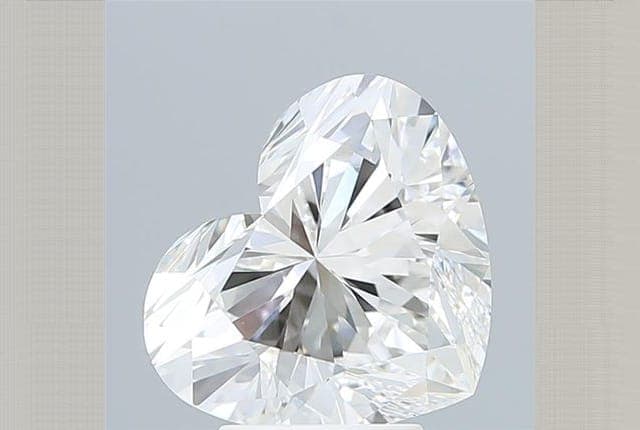 IGI | 4.22ct | Heart | F | VS1 | Excellent