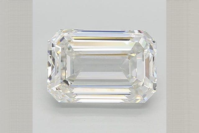 IGI | 4.93ct | Emerald | F | VS1 | Ideal