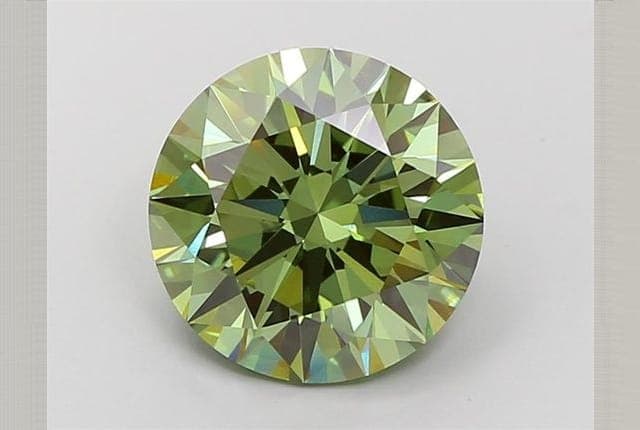 IGI | 5.38ct | Radiant | FANCY | VVS2 | Ideal