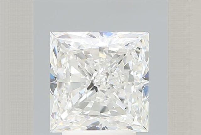 IGI | 3.24ct | Princess | E | VS1 | Excellent