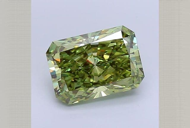 IGI | 5.22ct | Radiant | FANCY | VS2 | Excellent