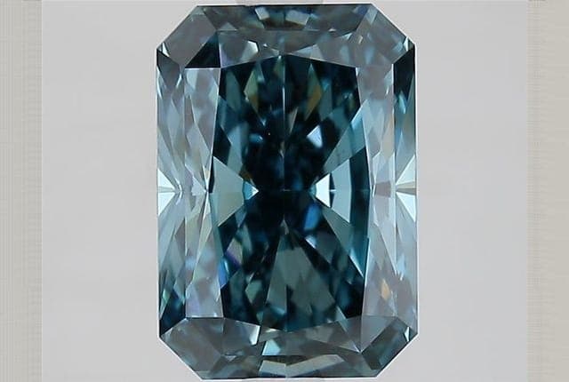 IGI | 2.29ct | Radiant | FANCY | VVS2 | Very Good