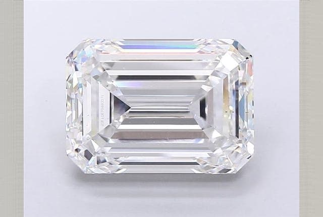 IGI | 13.02ct | Emerald | E | VS2 | Ideal