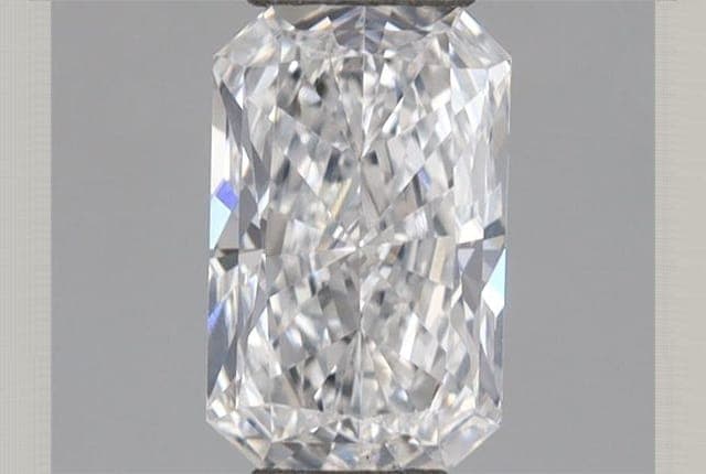 IGI | 0.55ct | Radiant | E | VS1 | Excellent