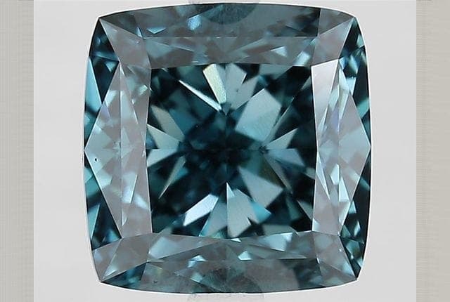 IGI | 3.81ct | Cushion | FANCY | VVS2 | Very Good