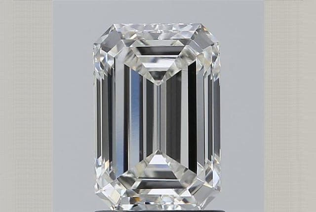 IGI | 1.74ct | Emerald | G | VS1 | Excellent