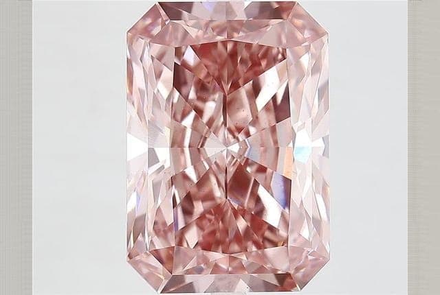 IGI | 10.55ct | Radiant | FANCY | VS2 | Very Good