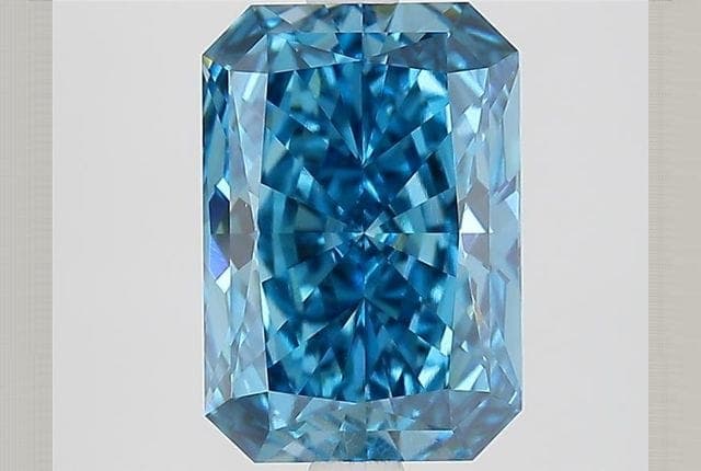 IGI | 3.3ct | Radiant | FANCY | VVS2 | Very Good