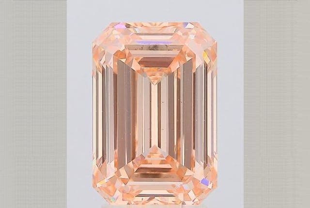 IGI | 3.92ct | Emerald | FANCY | VS1 | Very Good