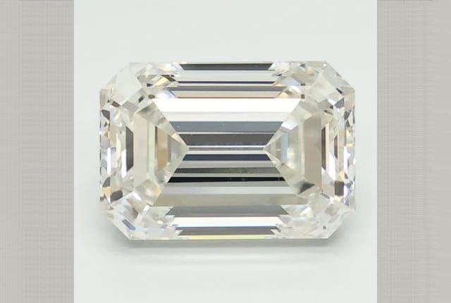 IGI | 4.92ct | Emerald | G | VVS2 | Ideal