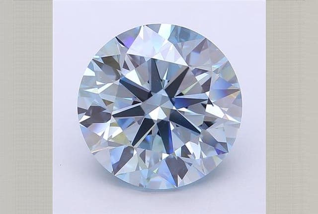IGI | 6.67ct | Radiant | FANCY | VVS1 | Ideal