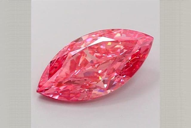 IGI | 3.2ct | Marquise | FANCY | VS1 | Very Good