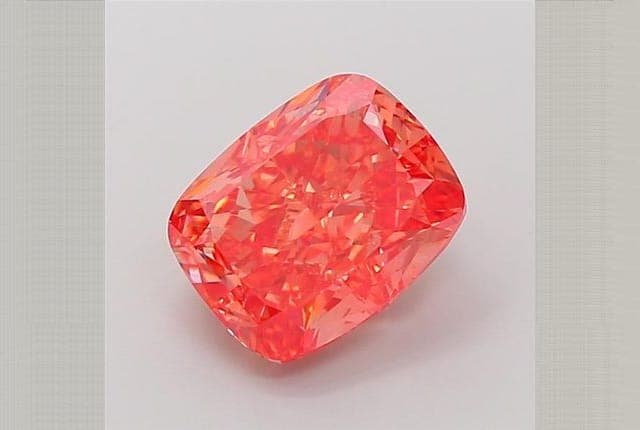 IGI | 4.43ct | Cushion | FANCY | VVS2 | Good