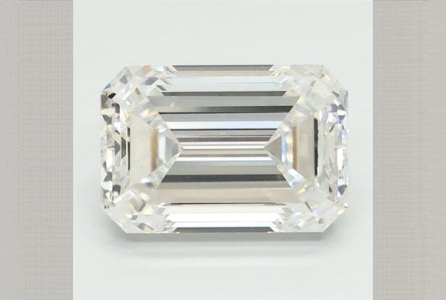 5.05ct | Emerald | E | VS2 | Ideal