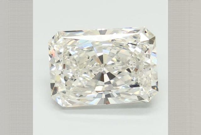 IGI | 3.11ct | Radiant | G | VVS2 | Ideal