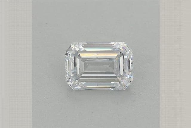 0.46ct | Emerald | E | VS2 | Ideal