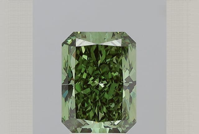 IGI | 3.33ct | Radiant | FANCY | VS1 | Very Good
