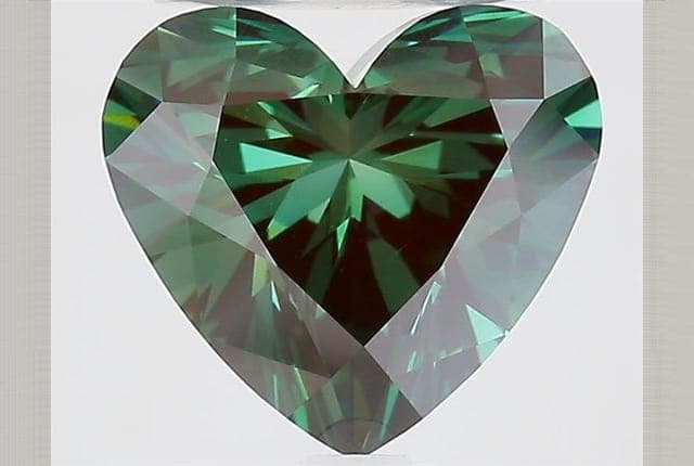 IGI | 2.7ct | Heart | FANCY | VS1 | Very Good