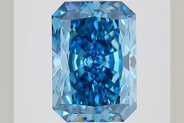 IGI | 2.86ct | Radiant | FANCY | VVS2 | Very Good