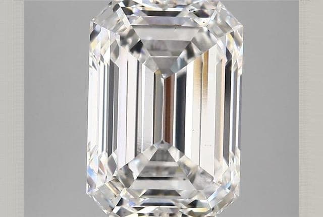 6.18ct | Emerald | E | VS2 | Excellent