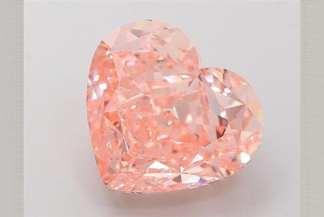 IGI | 7.05ct | Heart | FANCY | VVS2 | Very Good