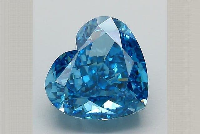 IGI | 3.48ct | Heart | FANCY | VS1 | Very Good