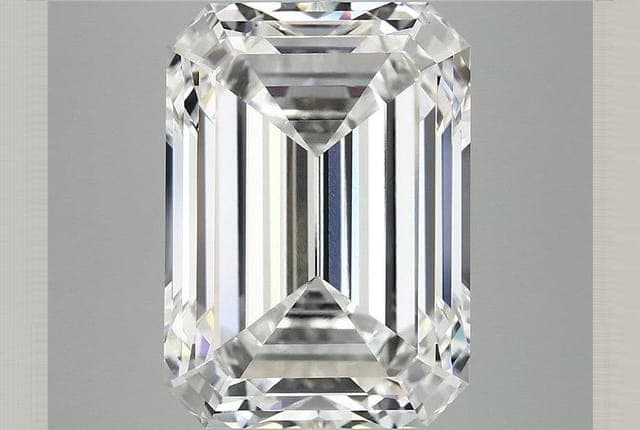 IGI | 10.62ct | Emerald | E | VVS2 | Ideal